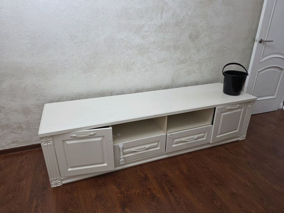 Мебель тумба под телевизор