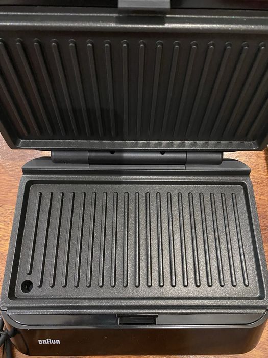 Электро Гриль-Вафельница «BRAUN» новая