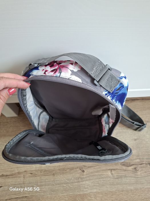 Раница Puma с флорални мотиви