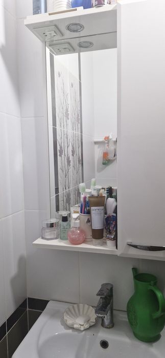 Продаётся  шкаф для ванны