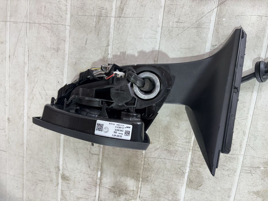 oglinda stanga skoda octavia 4