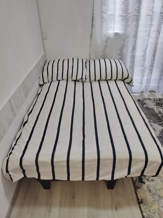 Regim hotelier parter Nufarul 100 ron.