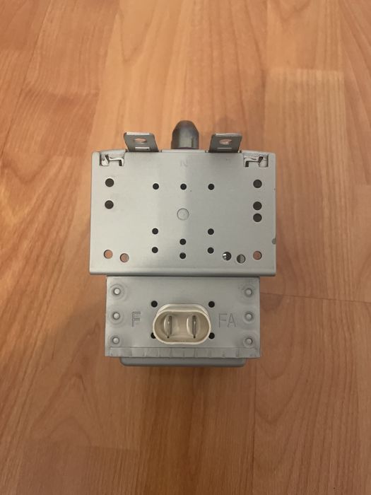 Магнитрон от микроволновки