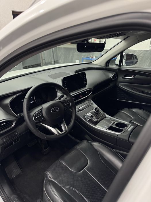 Hyundai Santafe sotiladi