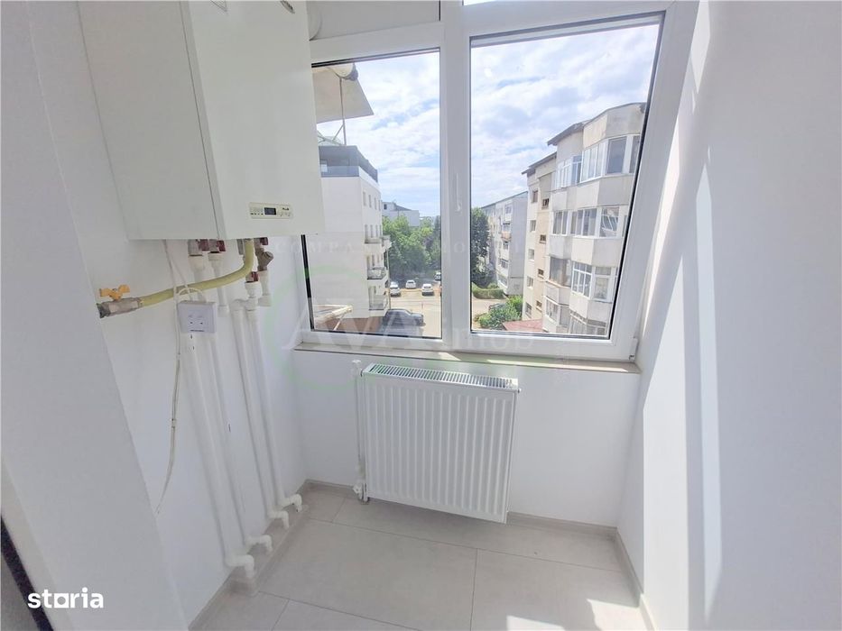 Garsoniera confort 1, etaj 2, cu centrala, nemobilata, zona Mioritei