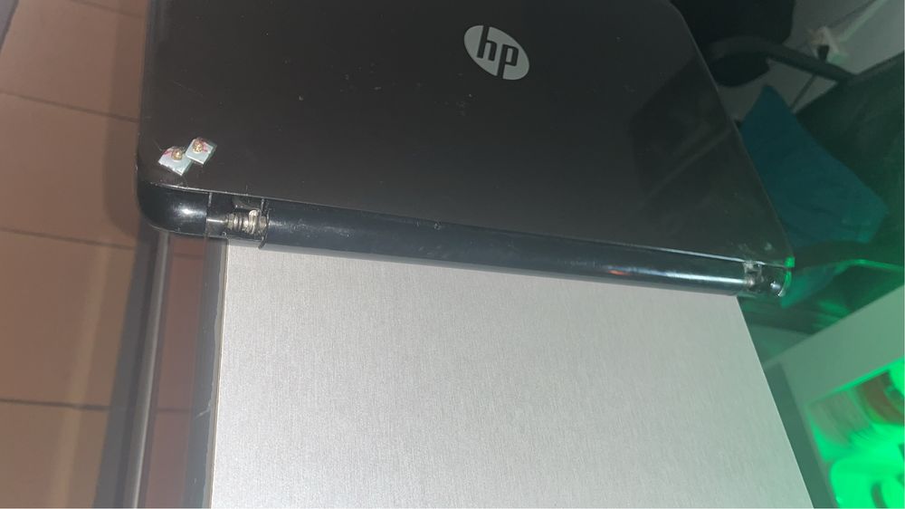 Продам Ноутбук HP, на запчасти