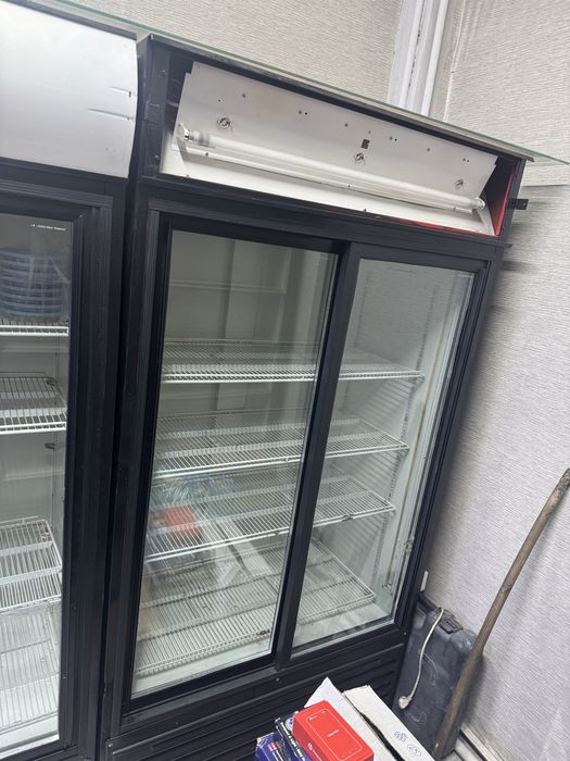 Витринные холодильники