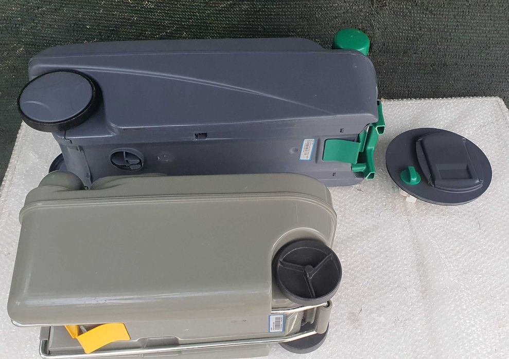 Thetford C400 si C200 2   rezervoare de fecale impecabile, import