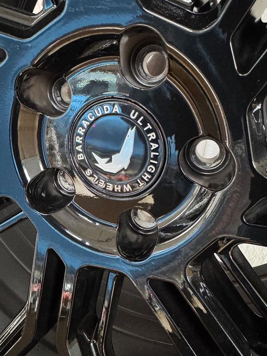 Гуми със Джанти R20