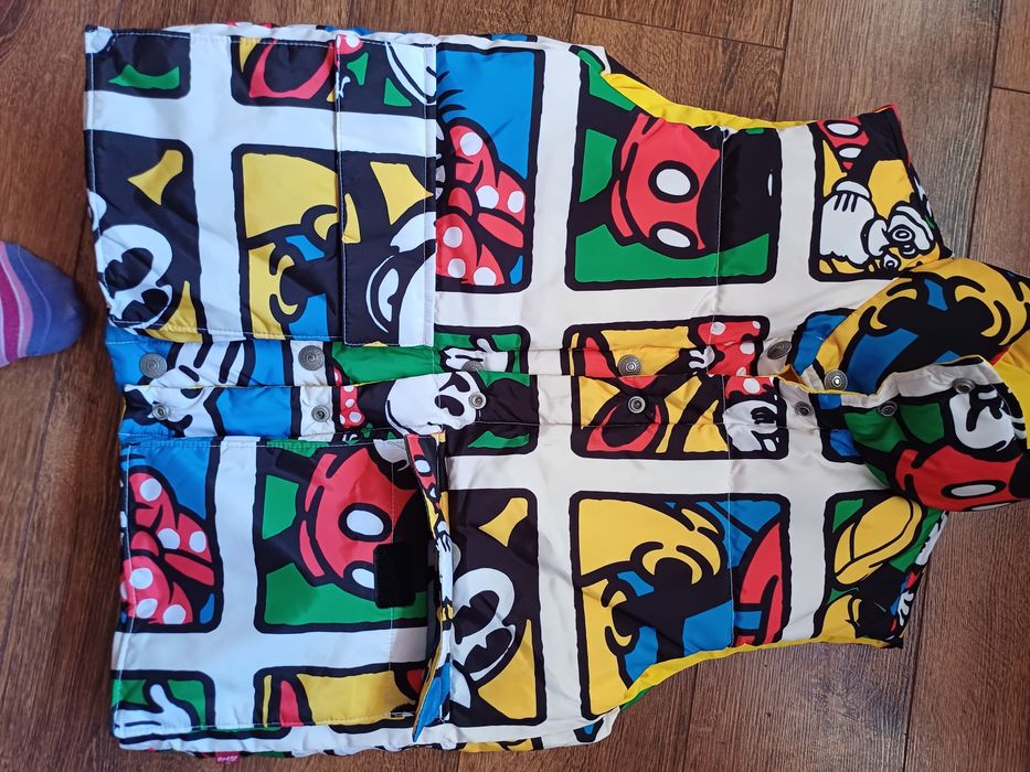 Страхотен нов елек на Levis- 50 лв