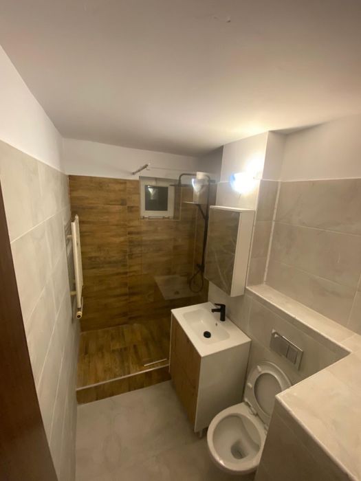 Inchiriez apartament 2 camere zona nord