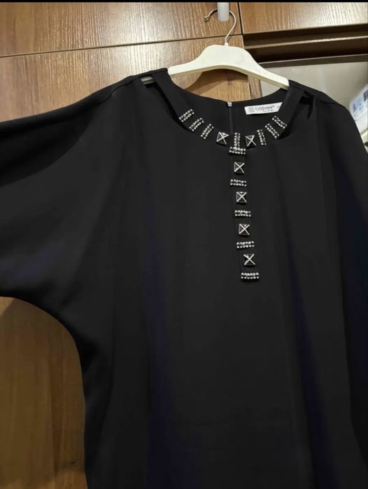 Продам платья недорого