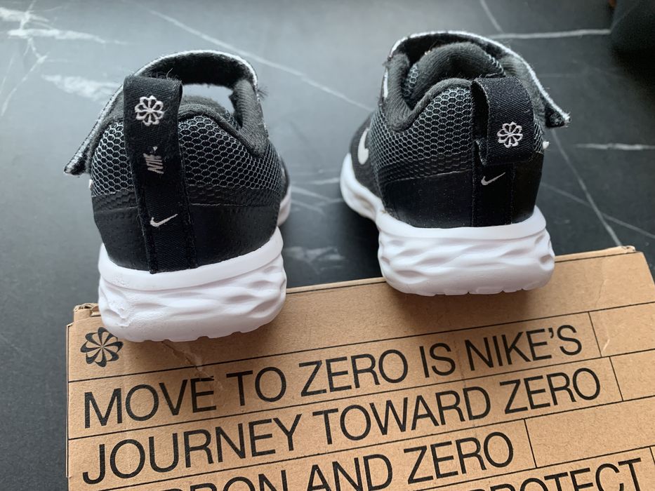 Adidași Nike revolution 6 mărimea 22