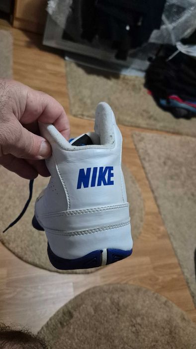 adidasi NIKE originali made Vietnam mar 41 --26 cm  NOI