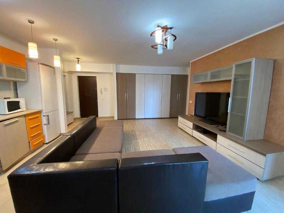 Apartament 2 camere, de inchiriat, zona Rex, Mamaia