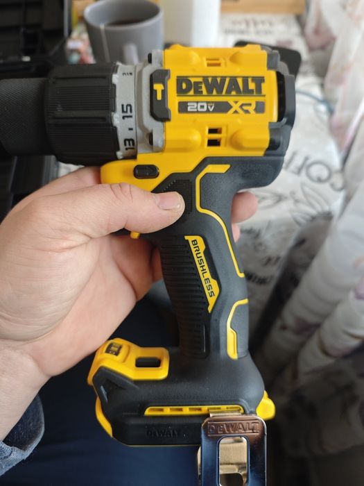 DeWalt DCD805 20v