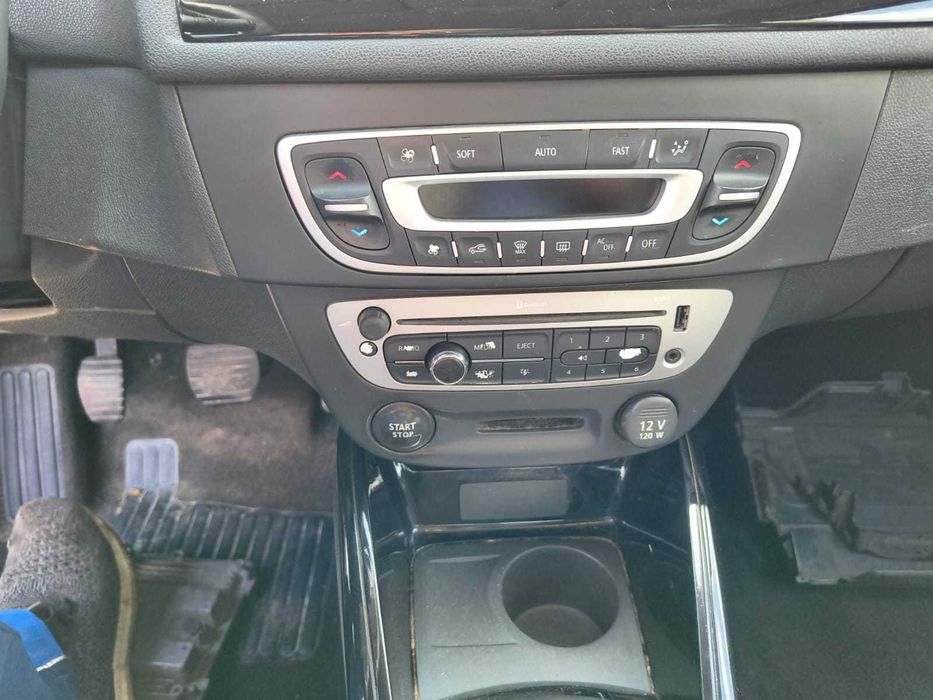 Dezmembrez Renault Megane 3