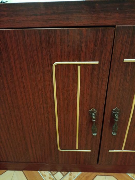 Тумба под технику, в прихожую