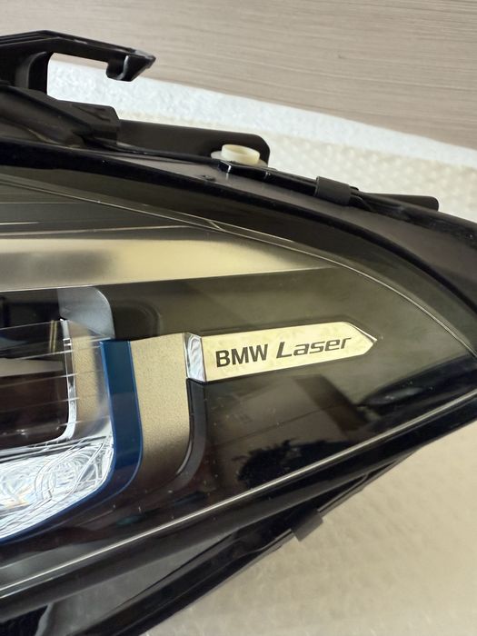 Фар ляв BMW 8 G14 G15 G16 Laser БМВ Г14 Г15 Г16 Перфектен