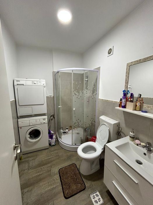 Inchiriez apartament 2 camere