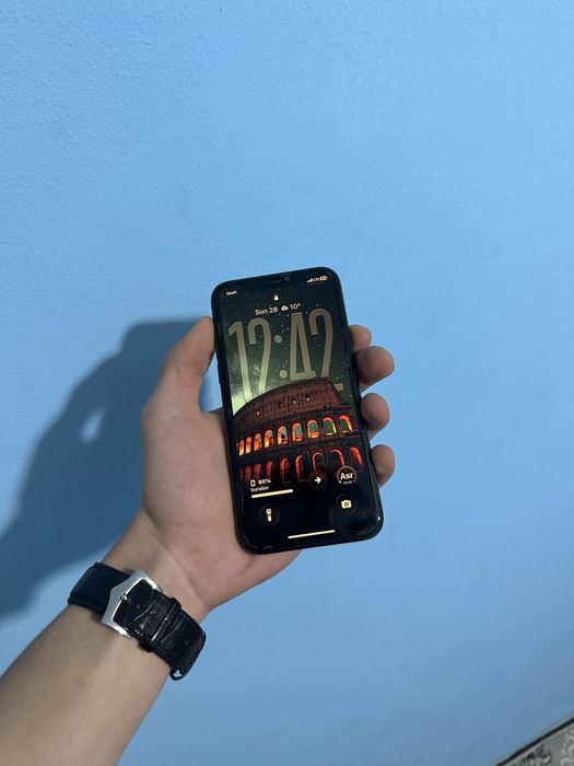 11pro 256/71 black 270$