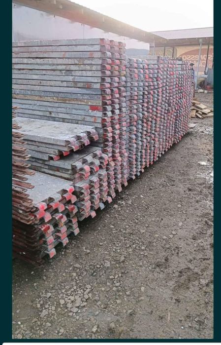 Schelă metalică de inchiriat