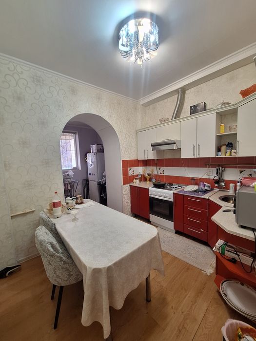 Продаётся 2 комн на Омега 12,5