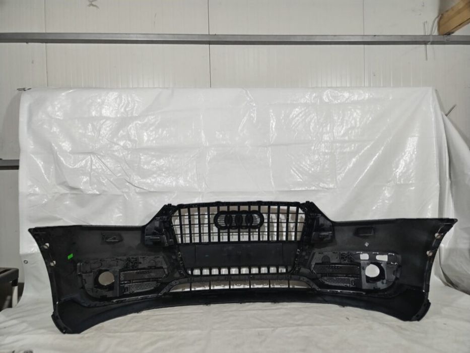 Bara fata Audi Q3, 2011, 2012, 2013, 2014.