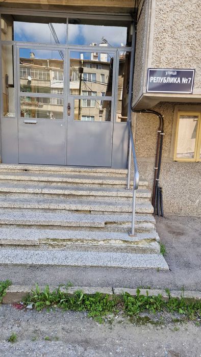 4-стаен апартамент с гараж, таван и мазе | 108 кв.м | Вароша, Търговище