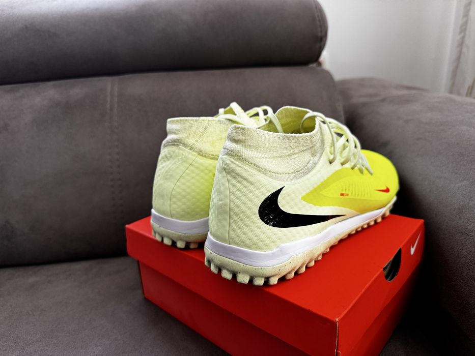 42.5 - Nike Phantom 6 Academy TF High футболни стоножки найк mercurial