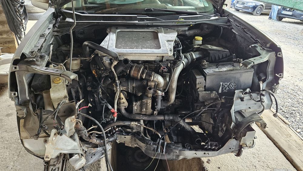 Nissan x-trail 2.2 dci - 136 ps.на части