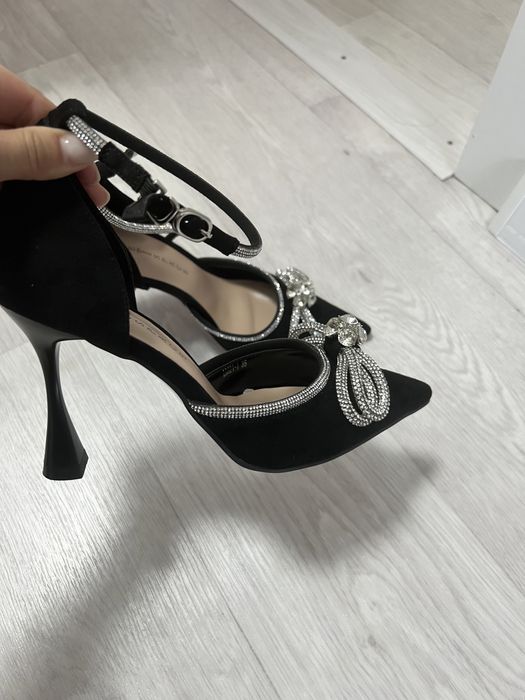 Новые замшевые туфли