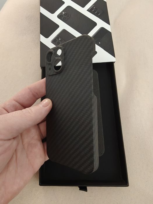 Iphone 13 mini husa fibra de carbon