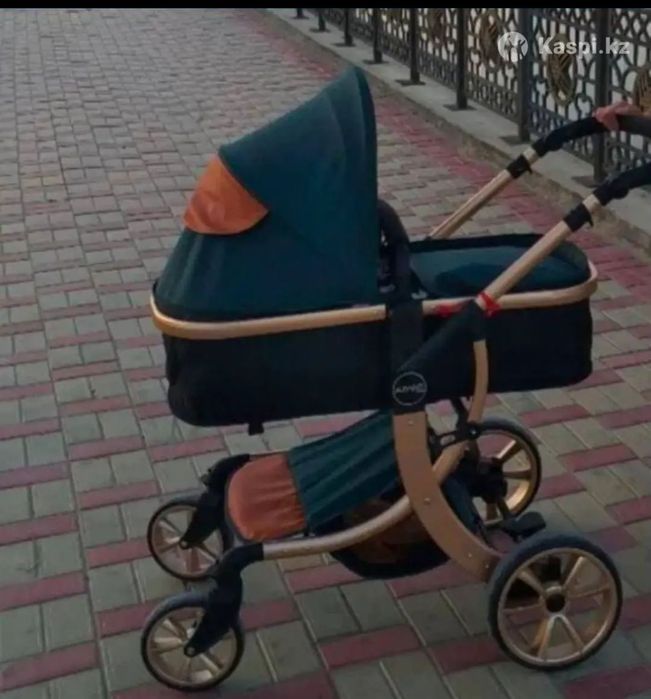 Продаю детскую коляску. В хорошем состоянии..