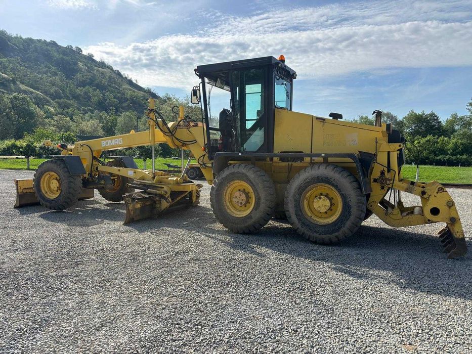 Autogreder bomag BG-190 TA
