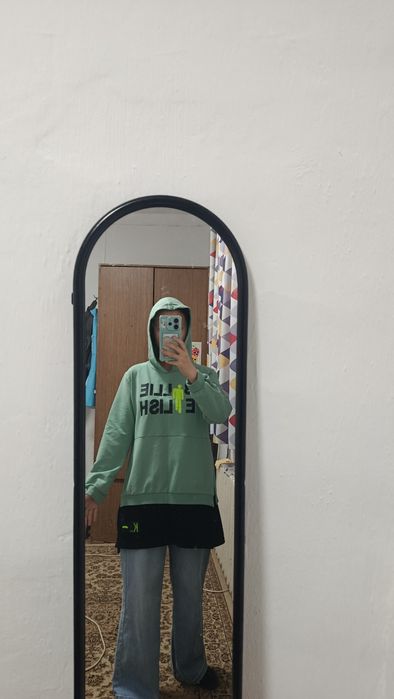 Продам толстовку бирюзовую!!!