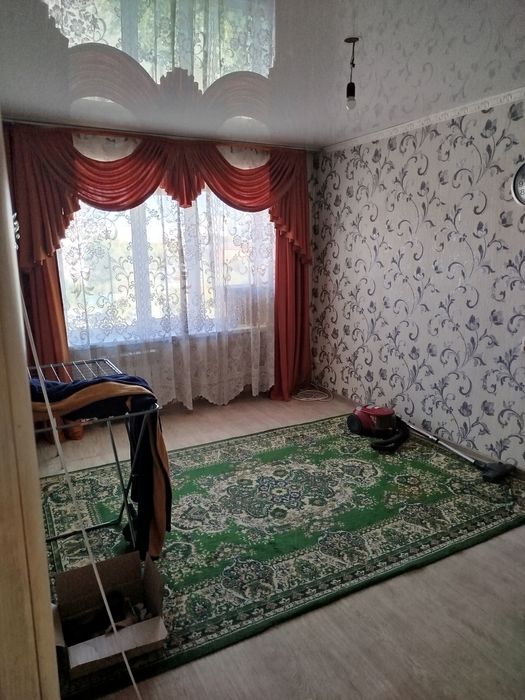 Продам квартиру  двухкомнатную