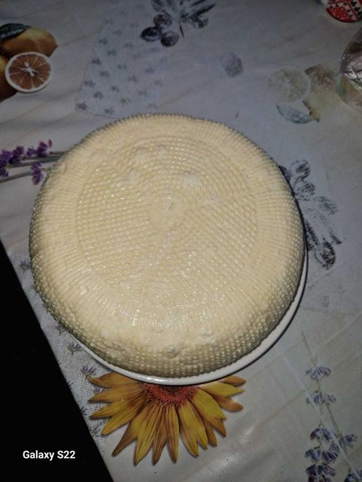 Brânză de vânzare