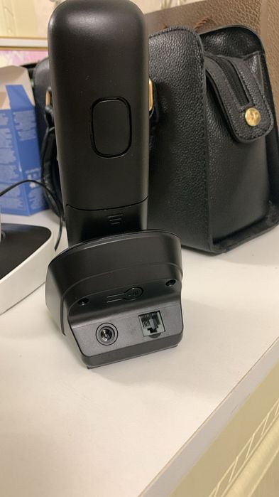 Продаю домашние телефоны