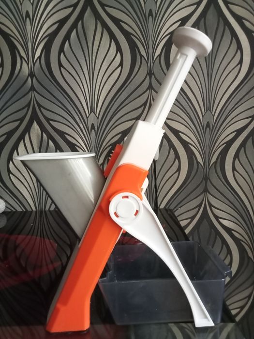 Продам овощерезку мультислайсер