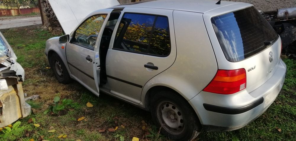 Голф 4 1.4 75коня на части