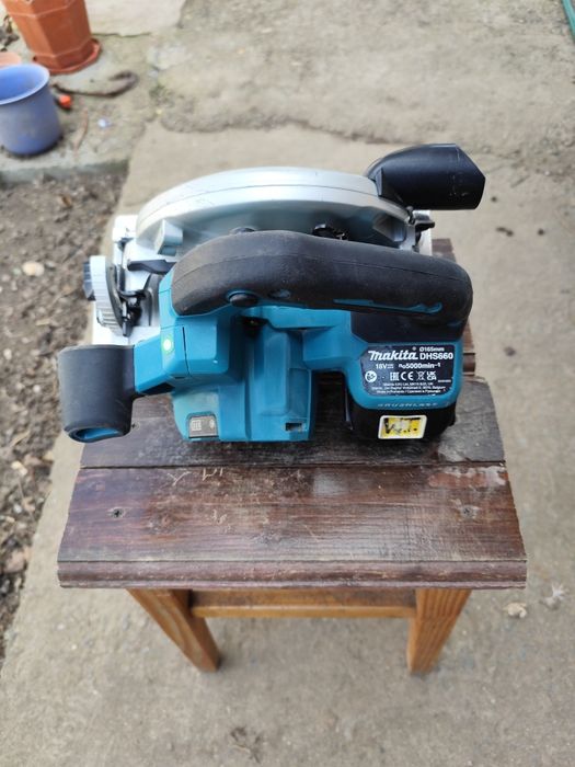Circular Makita DHS 660 brushless