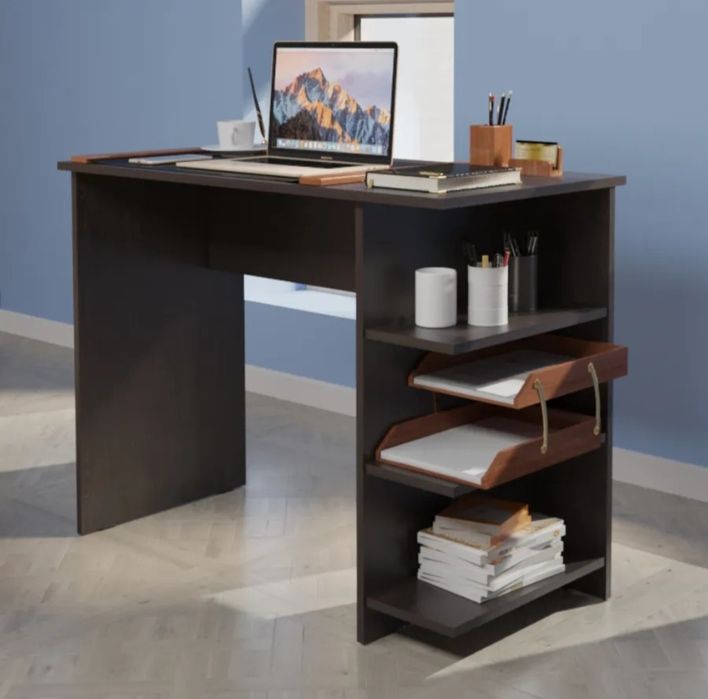 Продам стол письменный для школьников венге