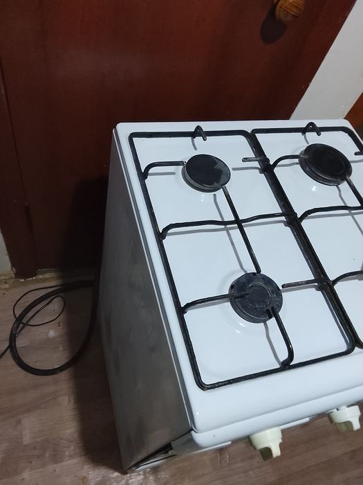 Газовая плита в рабочем состоянии