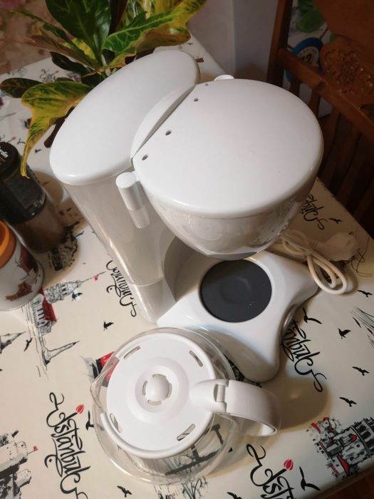 Кофеварка  (капельная)