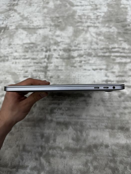 MacBook Pro 2018 TouchBar