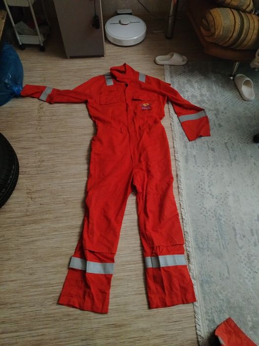 Продам спецодежду