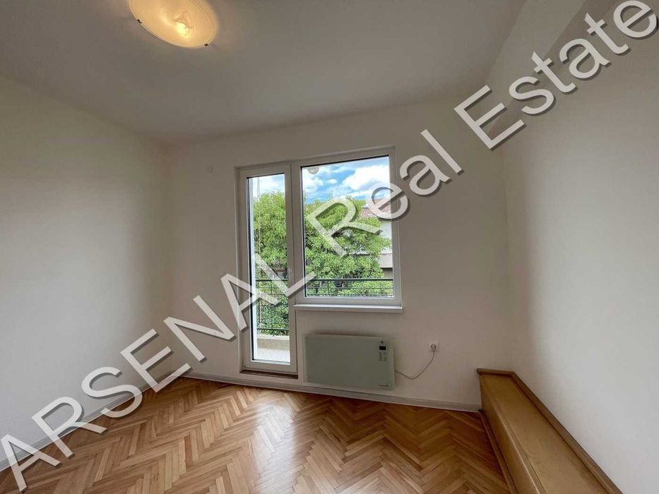 Дава се под наем Етаж от къща в София, Лозенец - 105 кв.м за 1100 € - Снимка #3