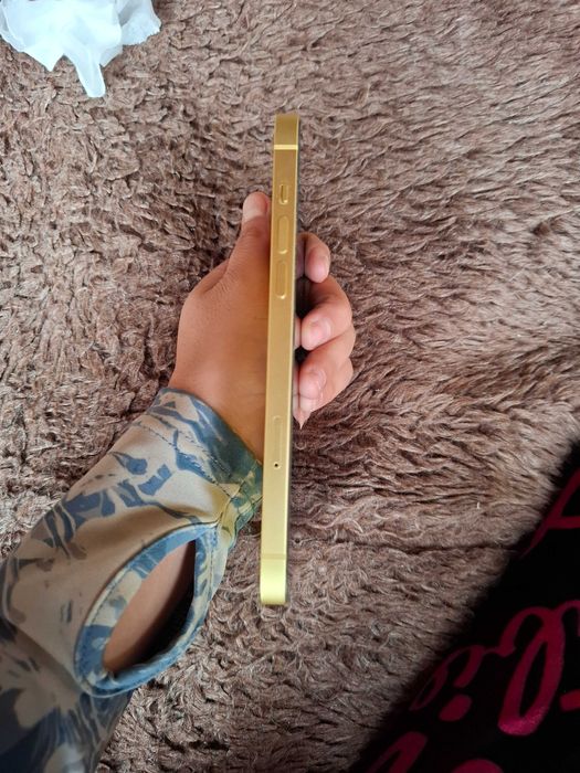 iPhone 14 plus v dobro sastoqnie