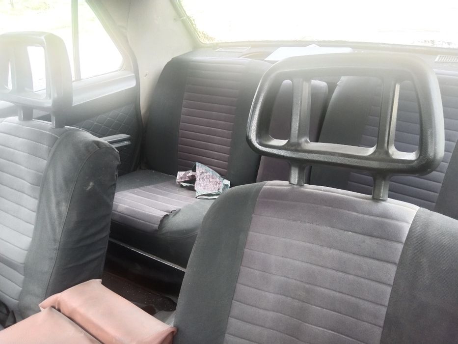 Volga 31029 sotiladi srochniy